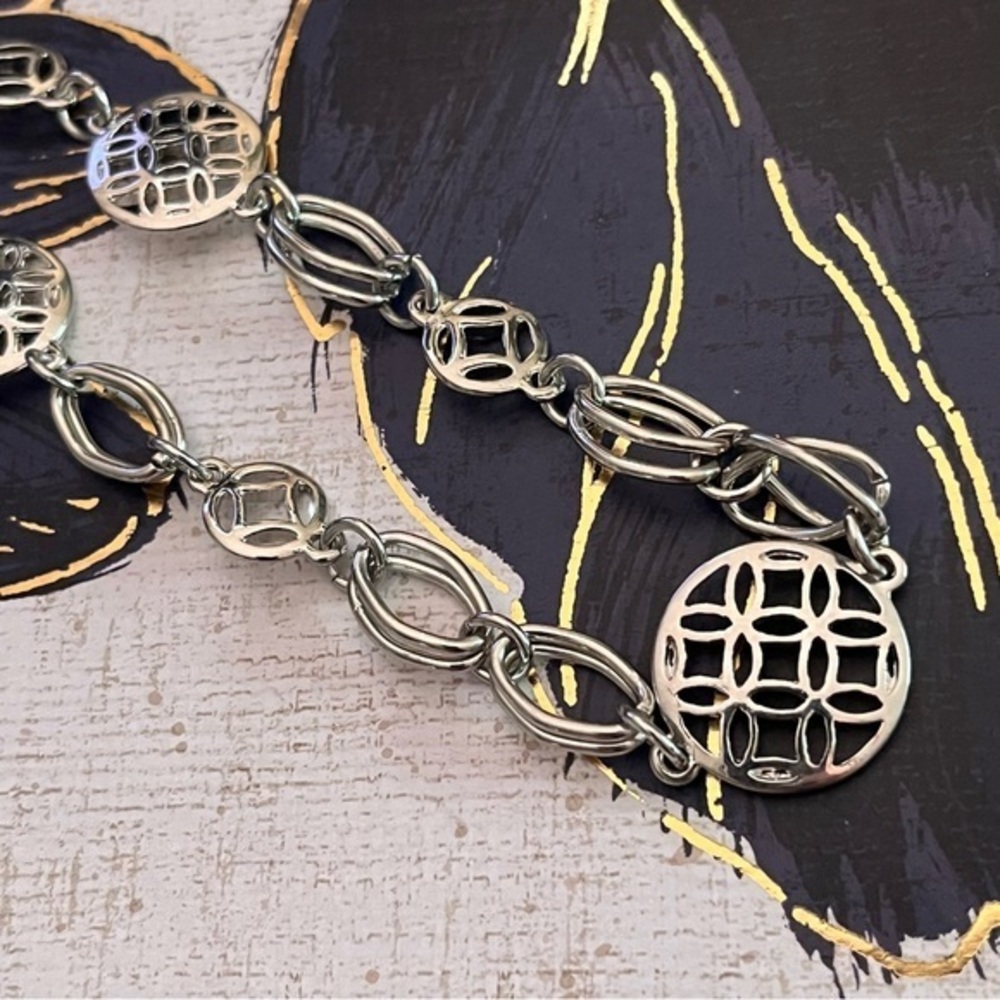 Estate Lovely Silver Chain Link Necklace A2
